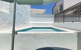 Apartamento nuevo con piscina en el centro Doña Paca-Ronda